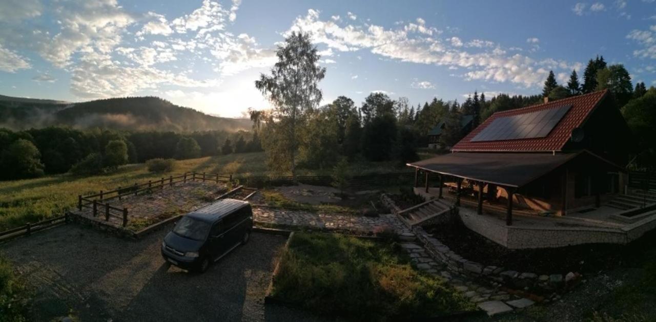Chata Nad Dzika Orlica Z Jacuzzi Poniatow Exterior photo